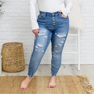 JUDY BLUE SKYE DESTROYED BUTTON FLY SKINNY JEANS